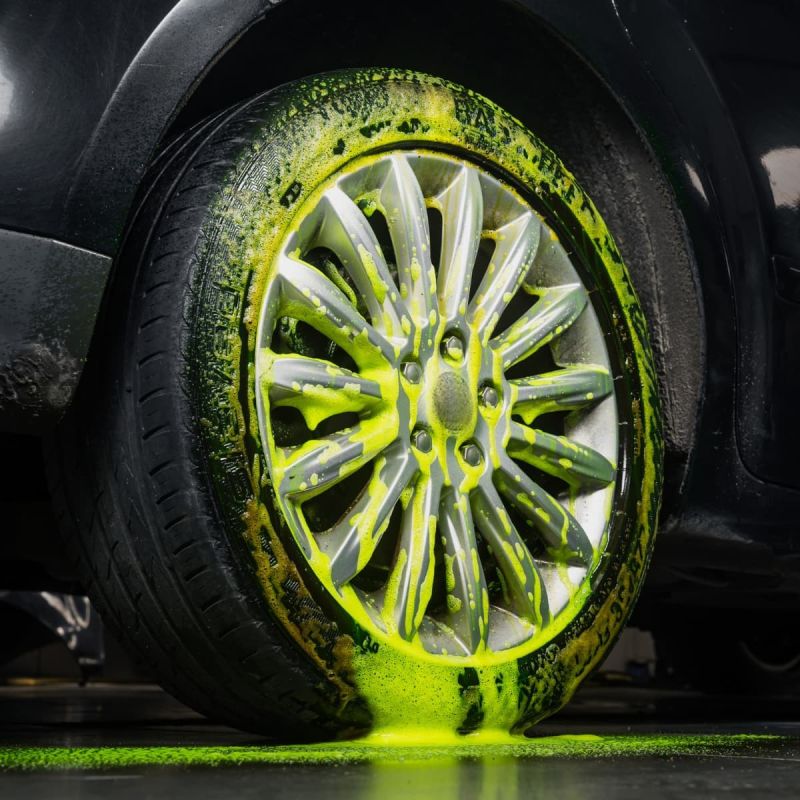 Неонов ефект на Neorim с гъста почистваща пяна